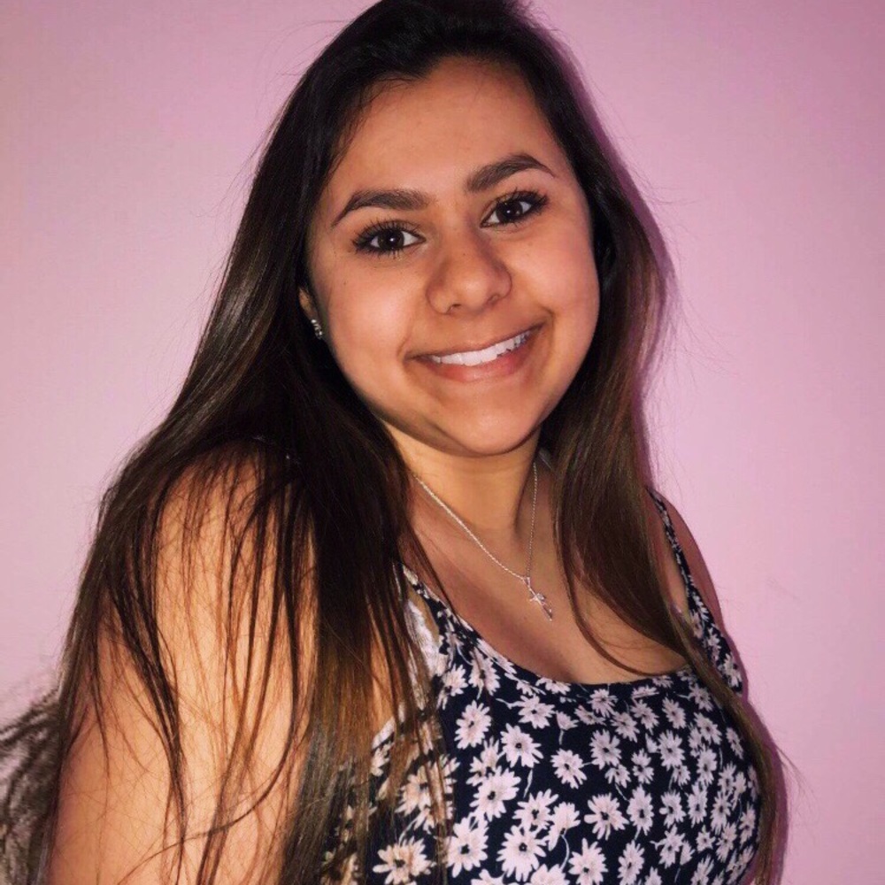 Meet your Posher, Yasmine